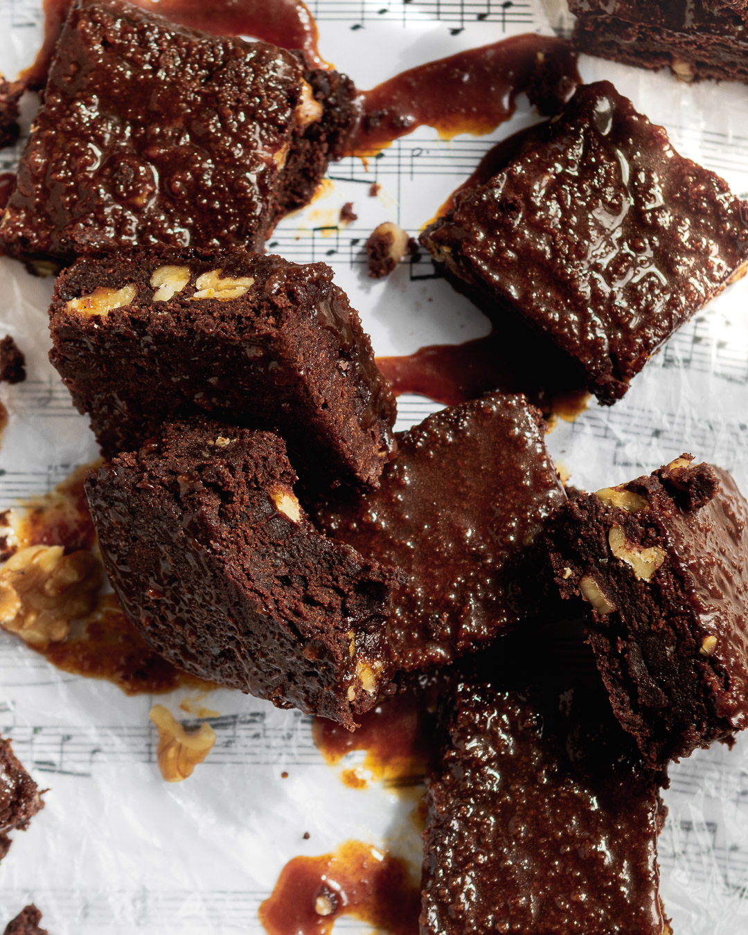 45 Minute Fudgy Caramel Walnut Brownies Whiskfully So