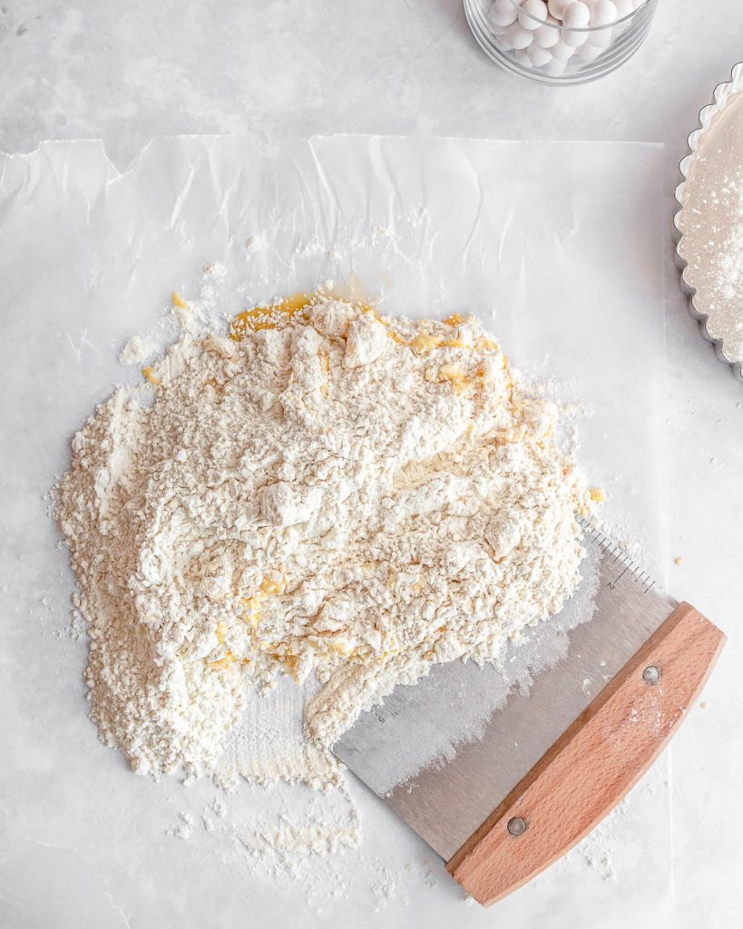 Combining flour with wet ingredients